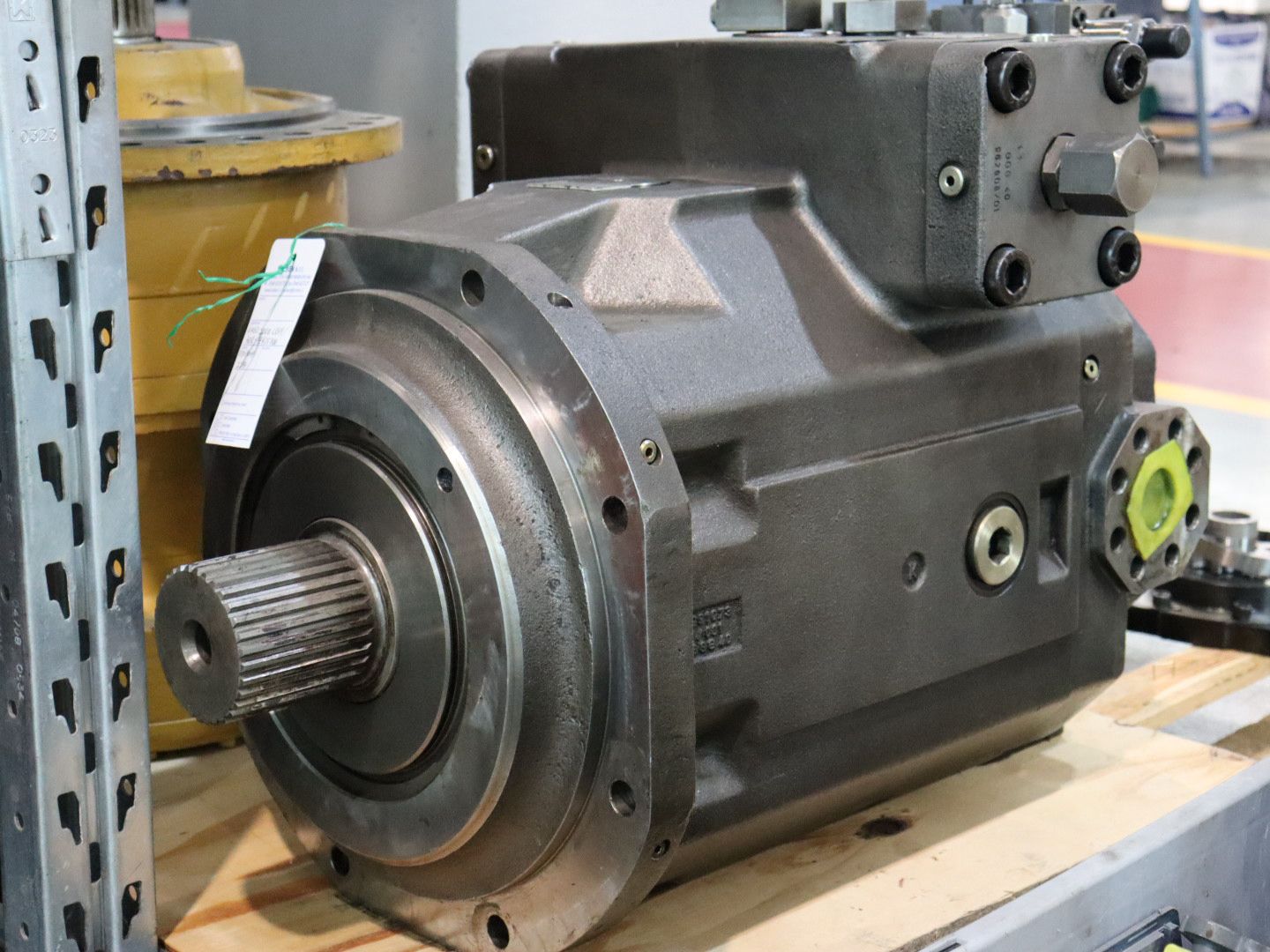 pompa rexroth A4VSO1000 vista completa